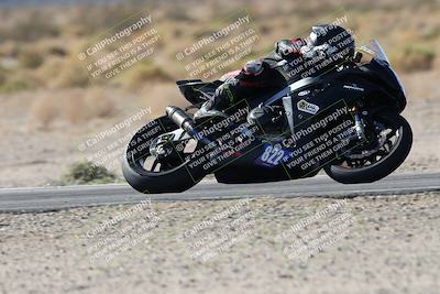 media/Nov-16-2025-Race Pace (Sun) [[8c5fa54630]]/Verified Riders/3-Turn 14 (1045am)/